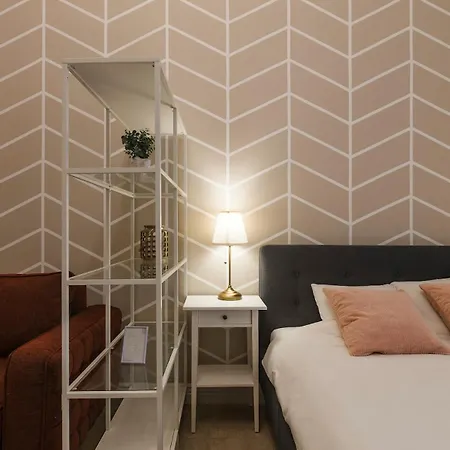 #comfy In Old Town Appartement *